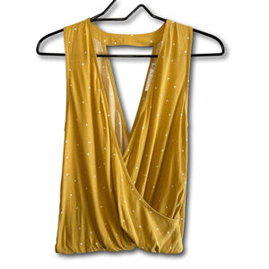 Lush Sleeveless Top Deep V-Neck Open Back Wrap Elastic Waist Muster Woman’s XS